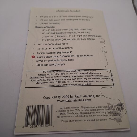 PATCH ABILITIES Quilt Pattern - OLD TIME CHRISTMAS - P119- 12" x 14" Uncut - Picture 5 of 5